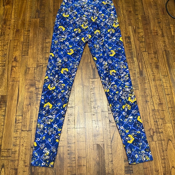 LuLaRoe Blue Yellow Floral One Size Leggings - Picture 3 of 8